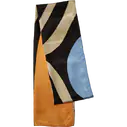 Écharpe de cetim